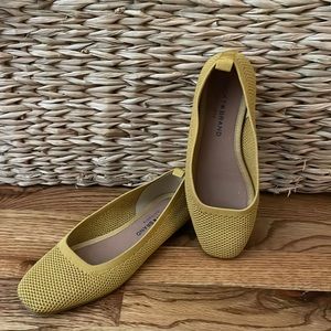 Brand new, worn once, lucky brand washable, from Stitch Fix, size 6 1/2 M